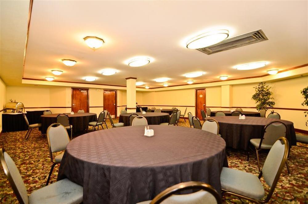 Best Western Louisville East Inn & Suites Zakenleven foto