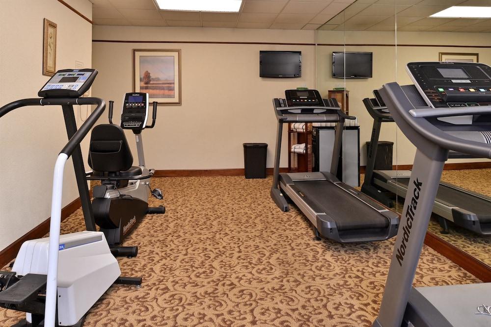 Best Western Louisville East Inn & Suites Buitenkant foto
