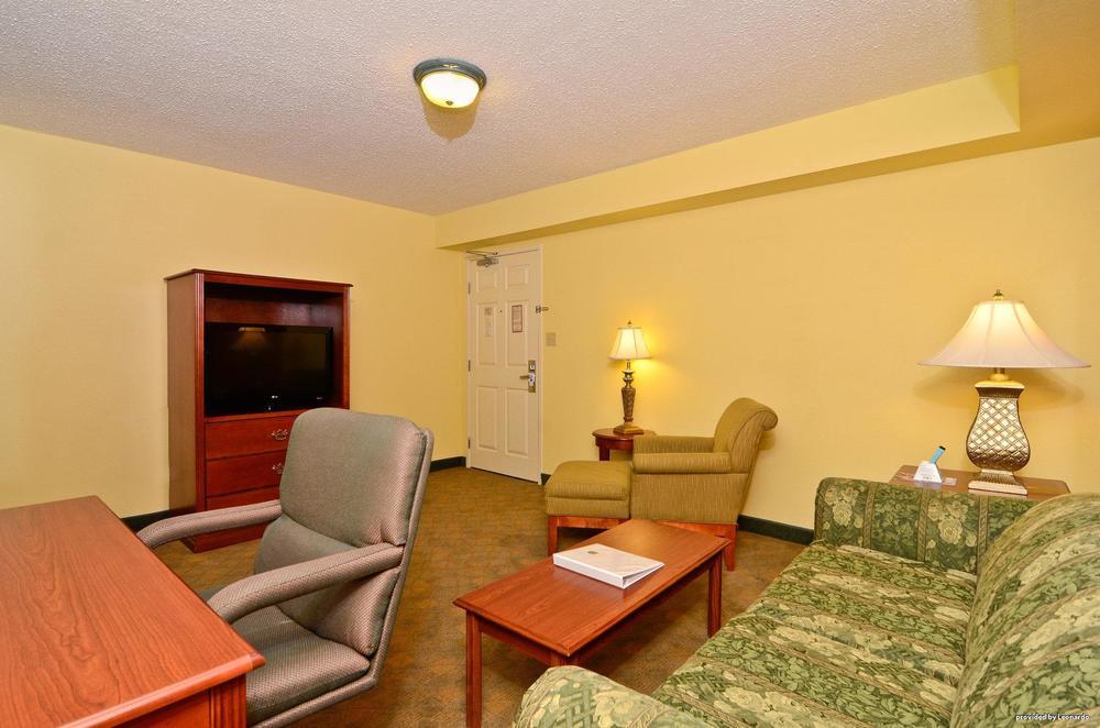 Best Western Louisville East Inn & Suites Kamer foto